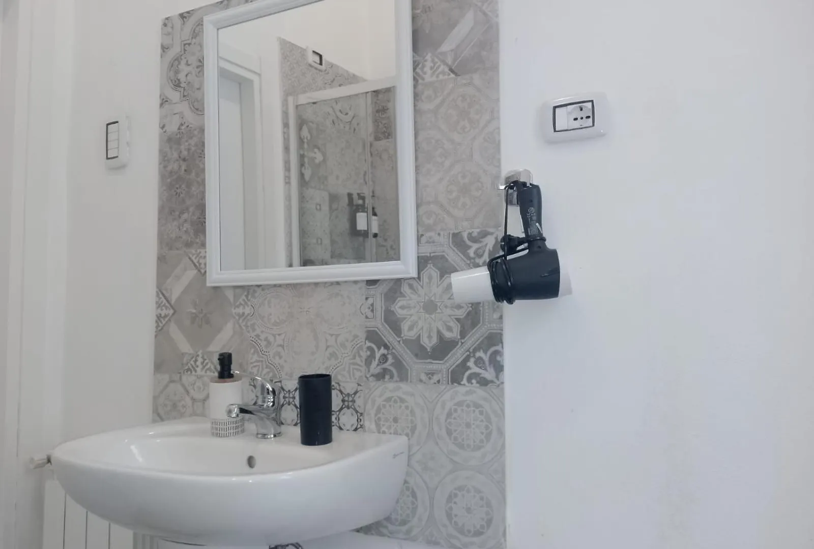 Costa Brava Guest House - Affittacamere Alghero 0*,