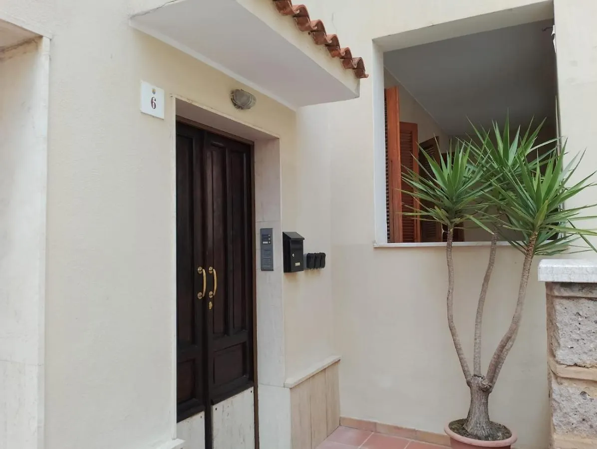 Costa Brava Guest House - Affittacamere Alghero